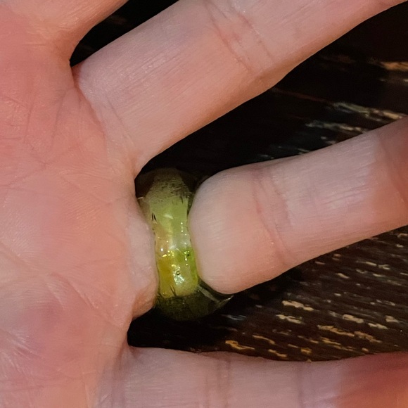 Vintage Dichroic Glass Ring - Picture 4 of 4